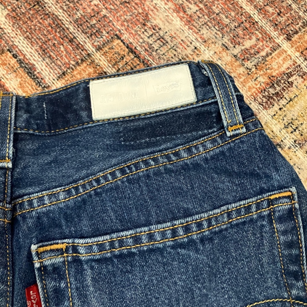 Redone label Levi's Men' or women’s  Blue Jeans